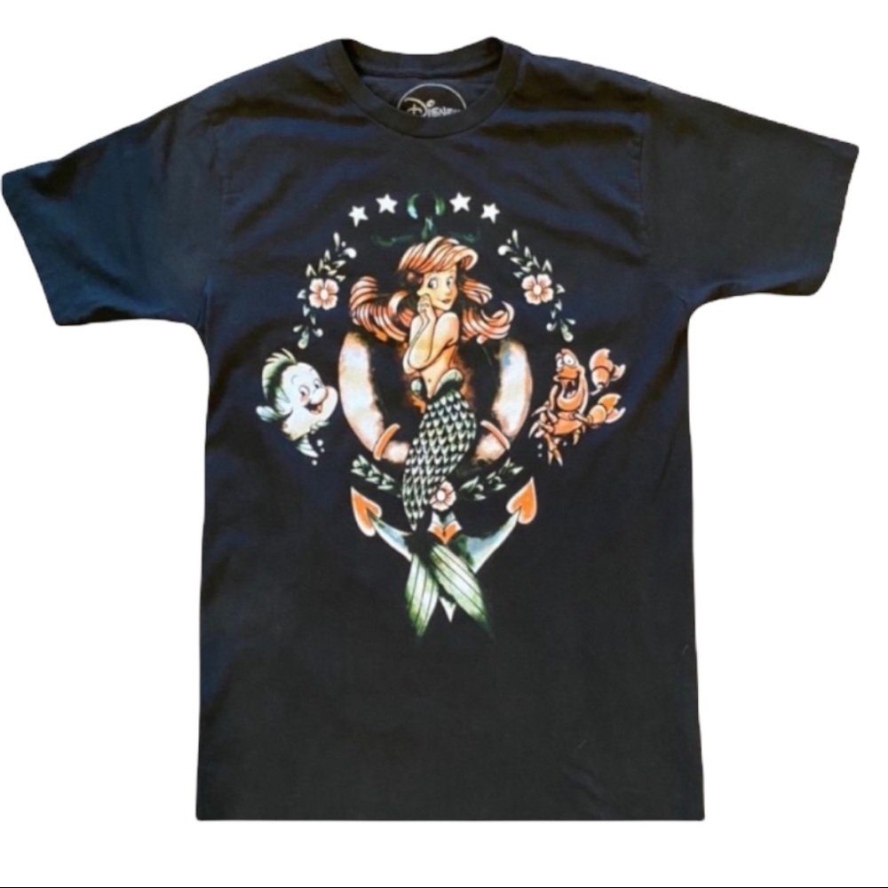 Disney Little Mermaid Ariel t-shirt, Women’s small